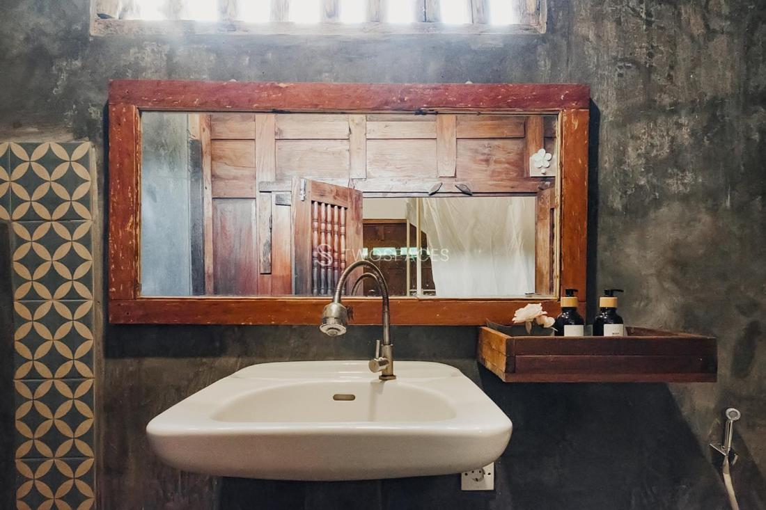Kayu Beach Villa By Twospaces, Nusa Dua Beach Εξωτερικό φωτογραφία
